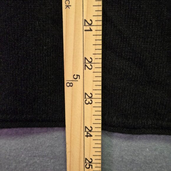 Vintage Neiman Marcus Black Cashmere Turtleneck Sweater L Soft Warm Long Sleeve - Picture 7 of 7